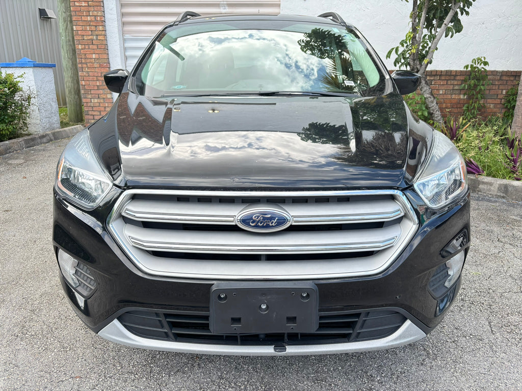 2018 Ford Escape SE – front view, clean rental SUV Florida