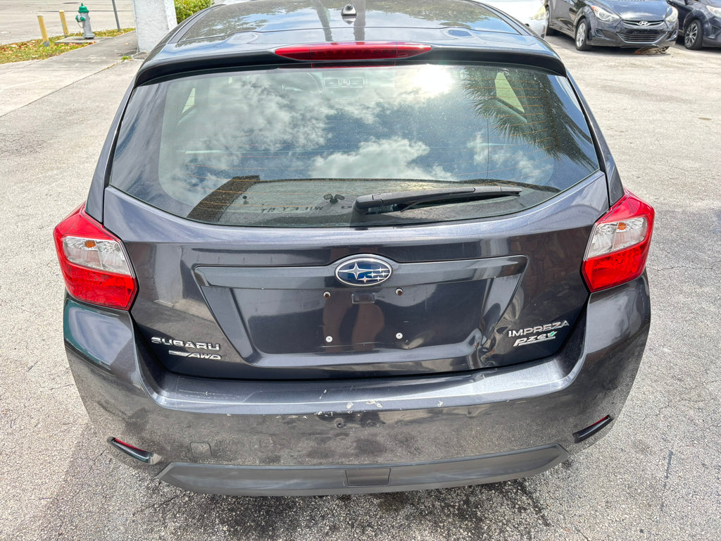 2014 Subaru Impreza 2.0i Premium – rear view rental car Fort Lauderdale
