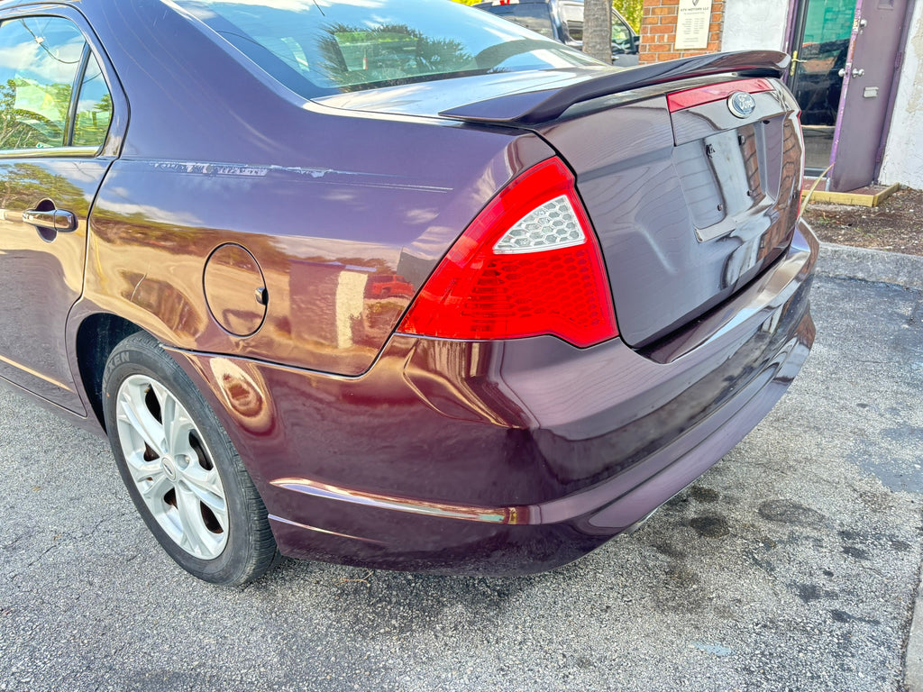 2012 Ford Fusion SE – rear view rental vehicle in Fort Lauderdale